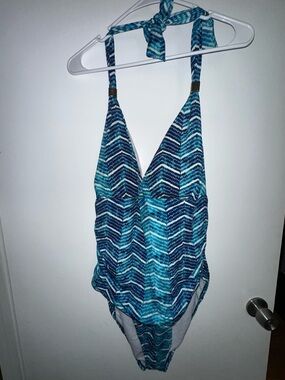 Ralph Lauren Ocean Blue and Teal Patterned Chevron One-Piece Swimsuit Womens 20W